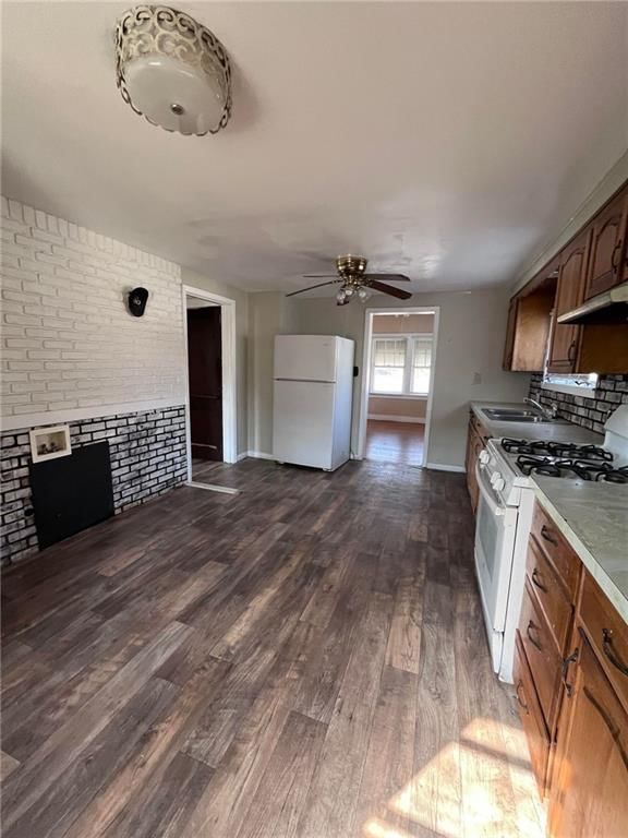 423 S National Street — photo 13