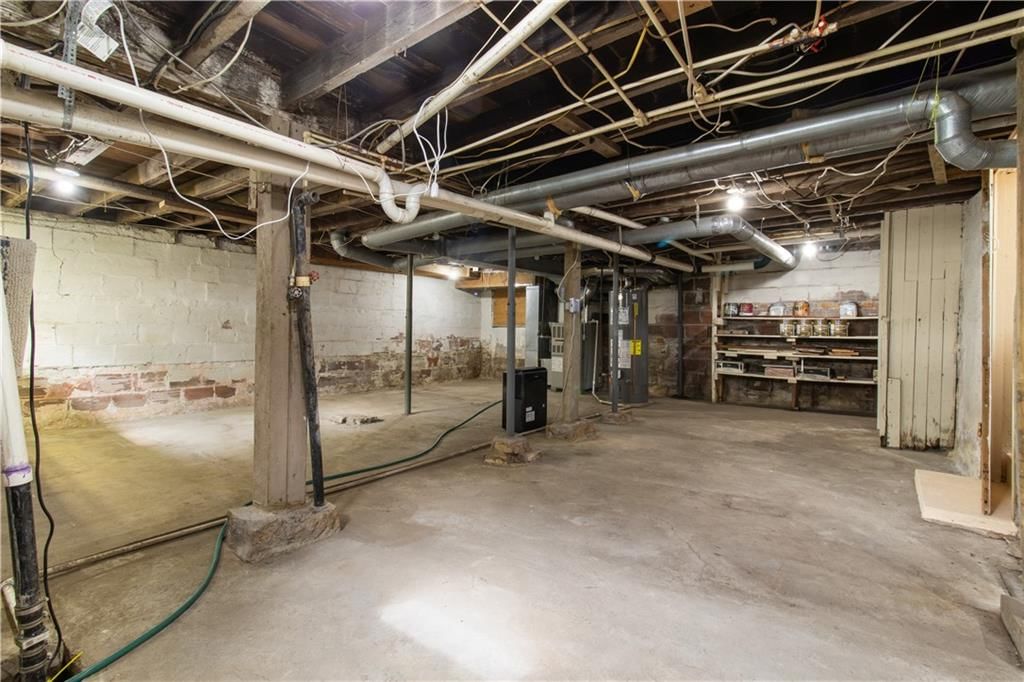 302 Pearl Street — photo 23