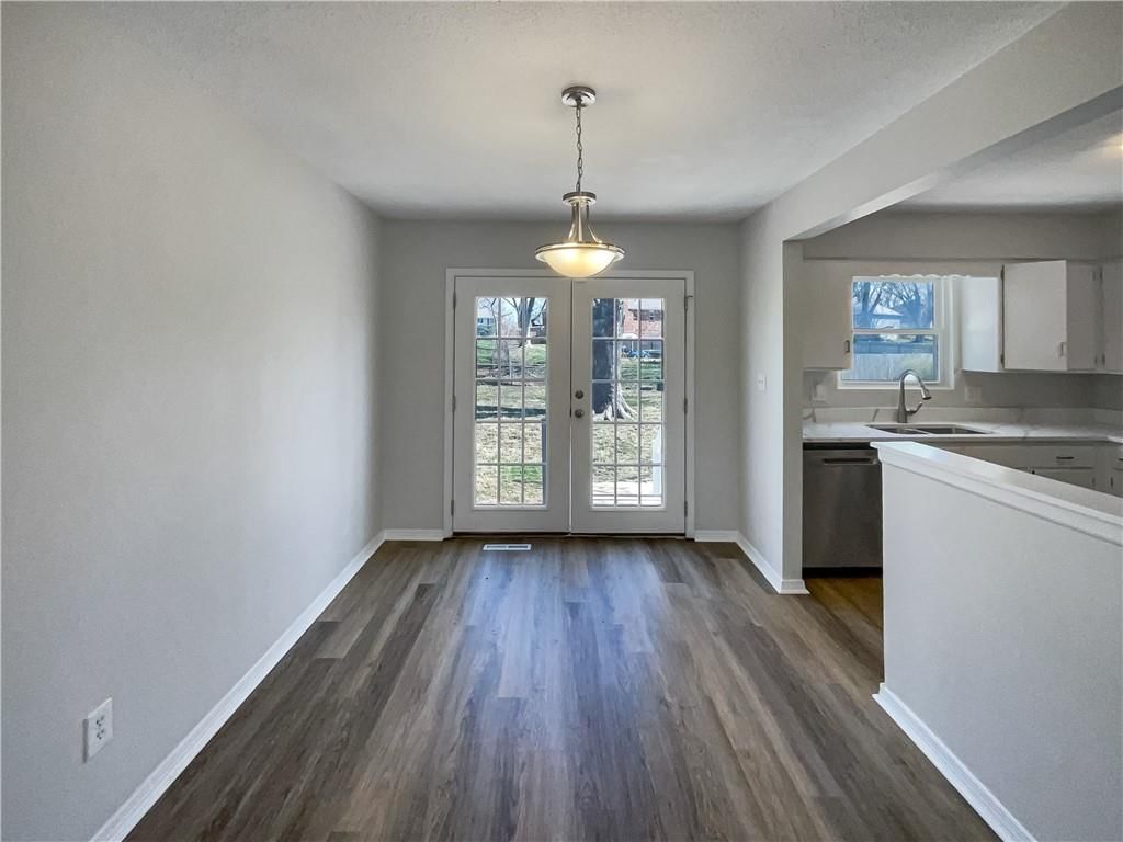 1005 Kingsridge Drive — photo 11