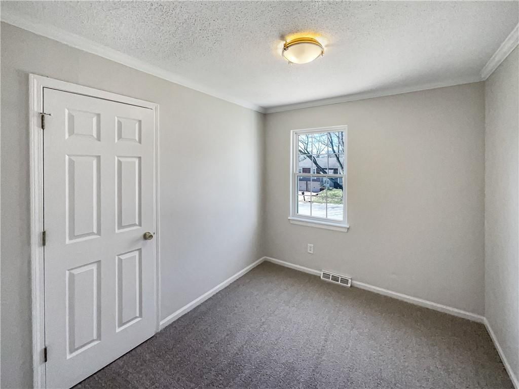 1005 Kingsridge Drive — photo 15