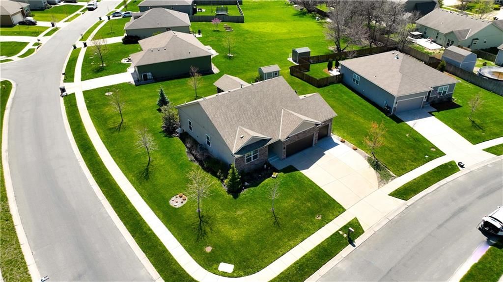397 E Pawnee Lane — photo 30