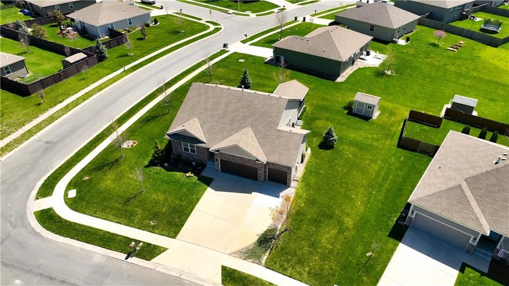 397 E Pawnee Lane — photo 33