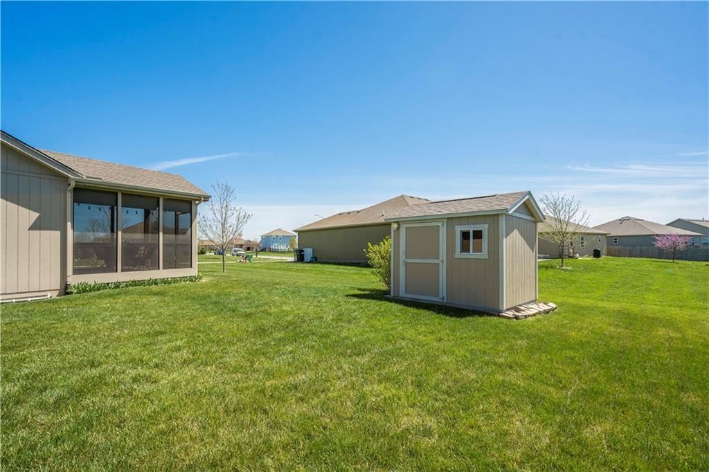397 E Pawnee Lane — photo 35