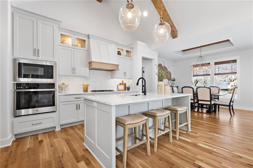 20260 Barker Street — photo 11