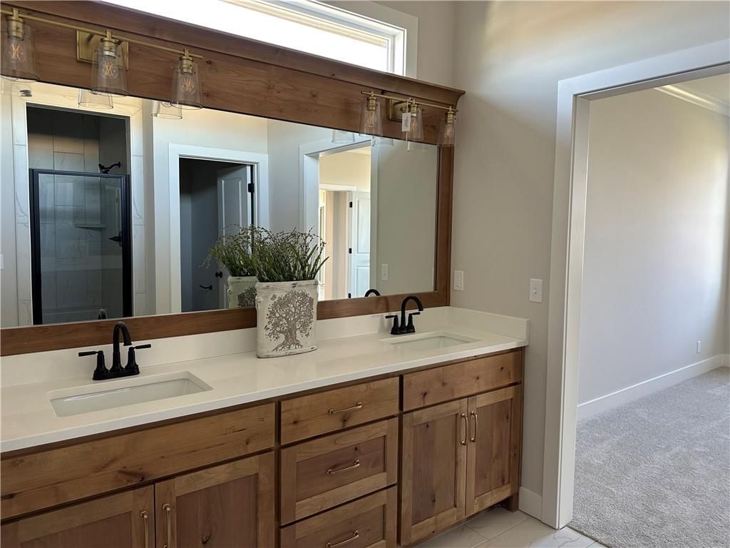 20287 Barker Street — photo 24