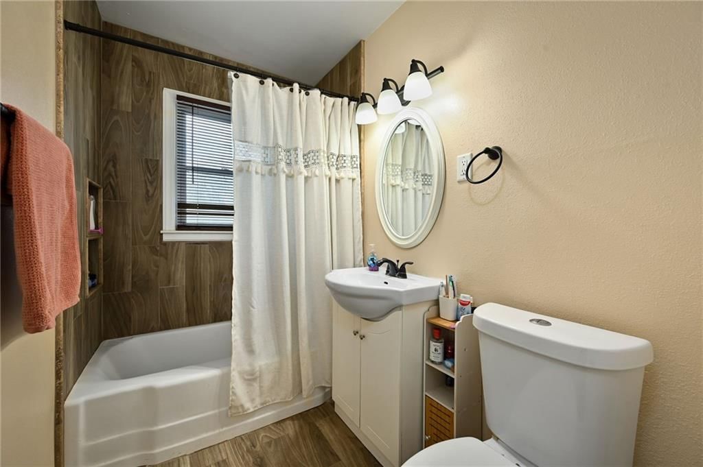 6809 Bristol Avenue — photo 16