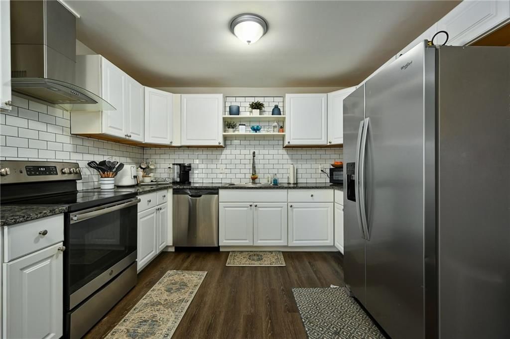 6809 Bristol Avenue — photo 10