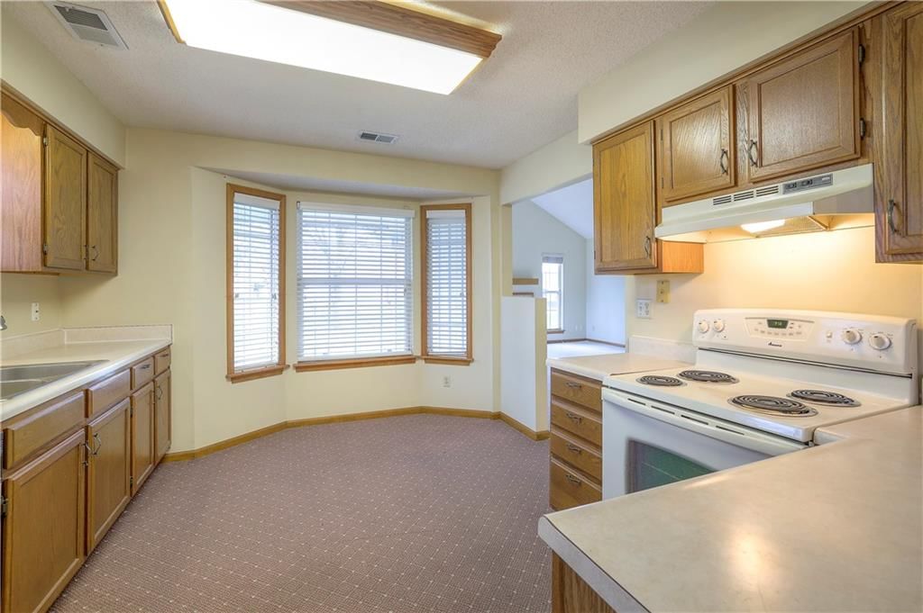 1209 E 118th Street — photo 15