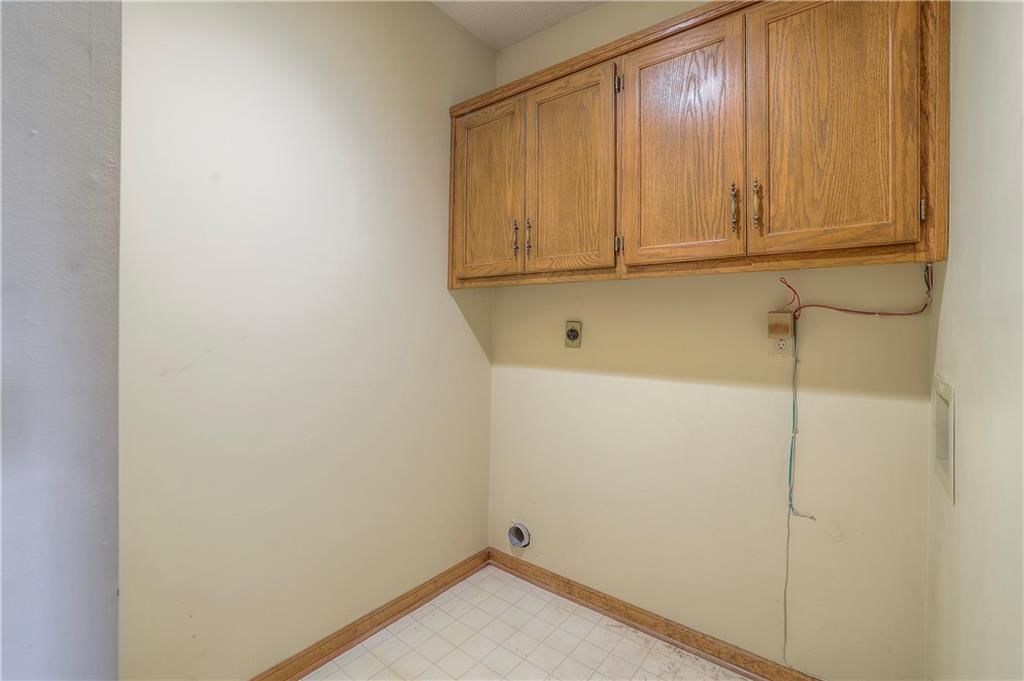 1209 E 118th Street — photo 19