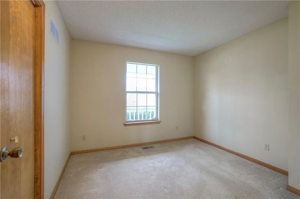 1209 E 118th Street — photo 21