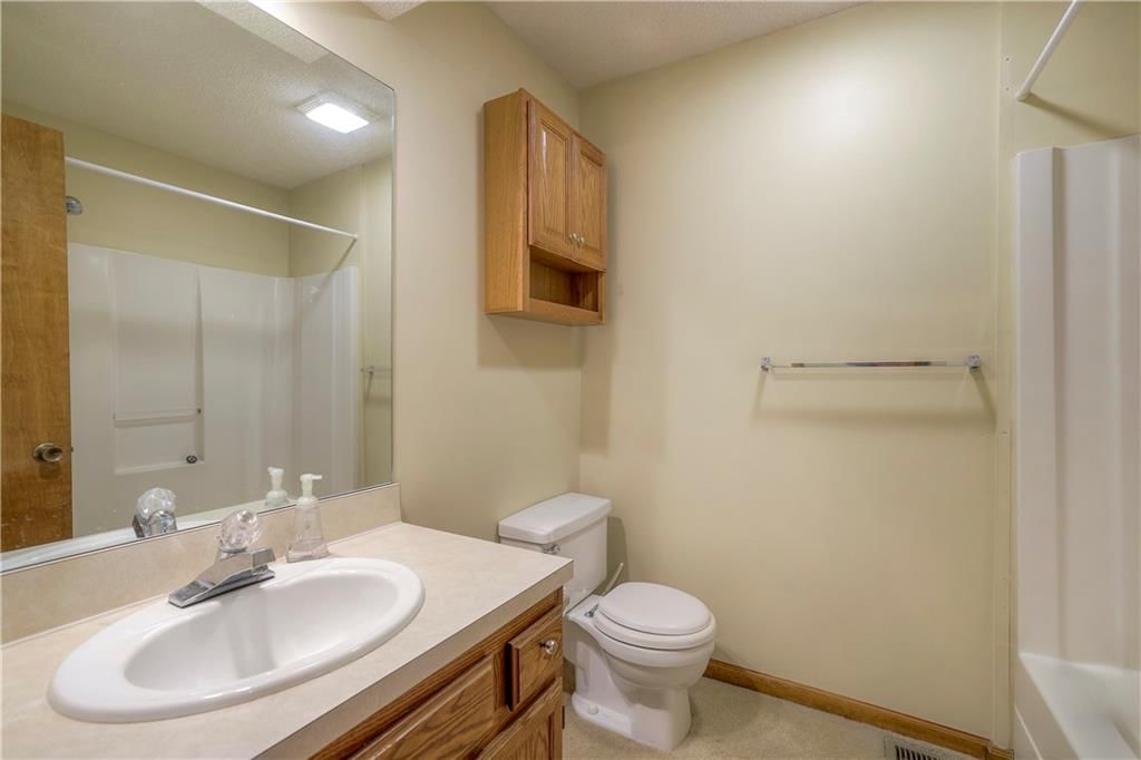 1209 E 118th Street — photo 23