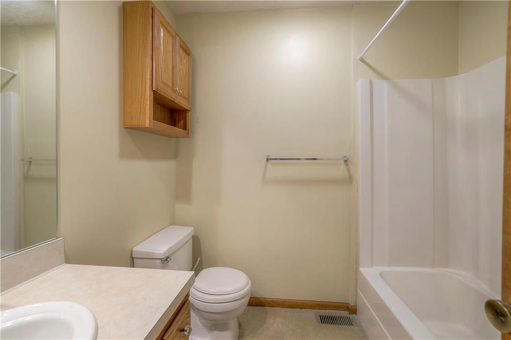 1209 E 118th Street — photo 24