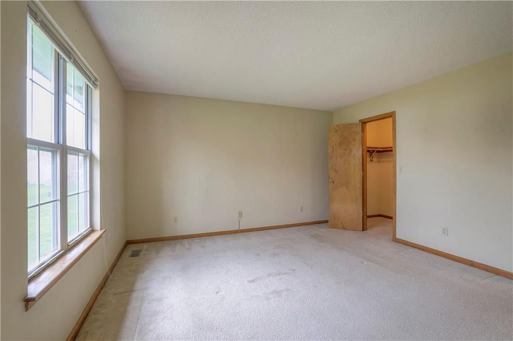 1209 E 118th Street — photo 26