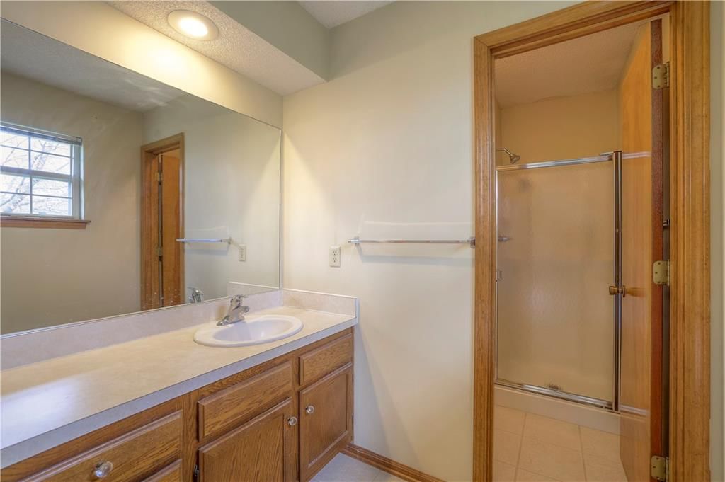 1209 E 118th Street — photo 28