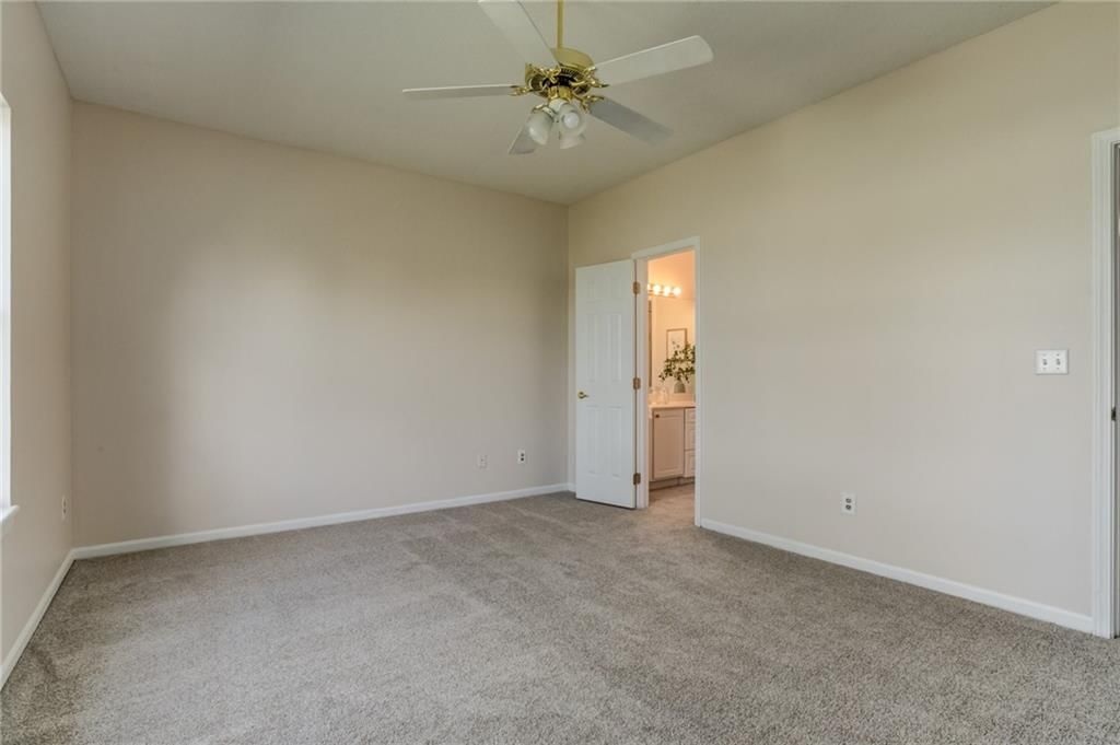951 N Parker Terrace — photo 11