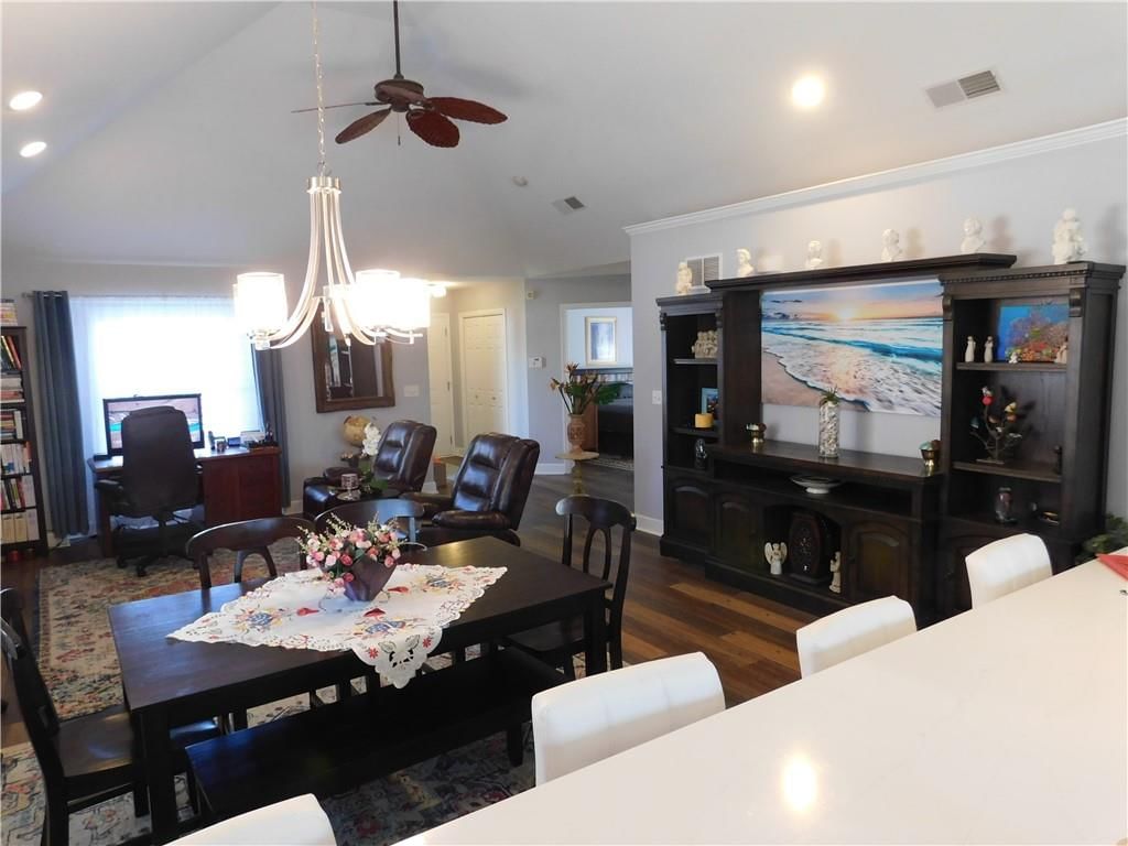 111 N Heatherton Court — photo 14