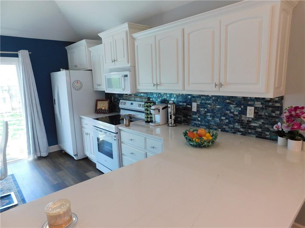 111 N Heatherton Court — photo 18
