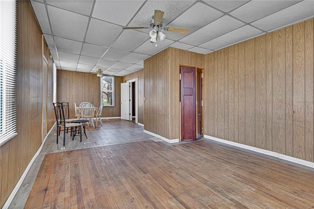 404 Massachusetts Street — photo 7