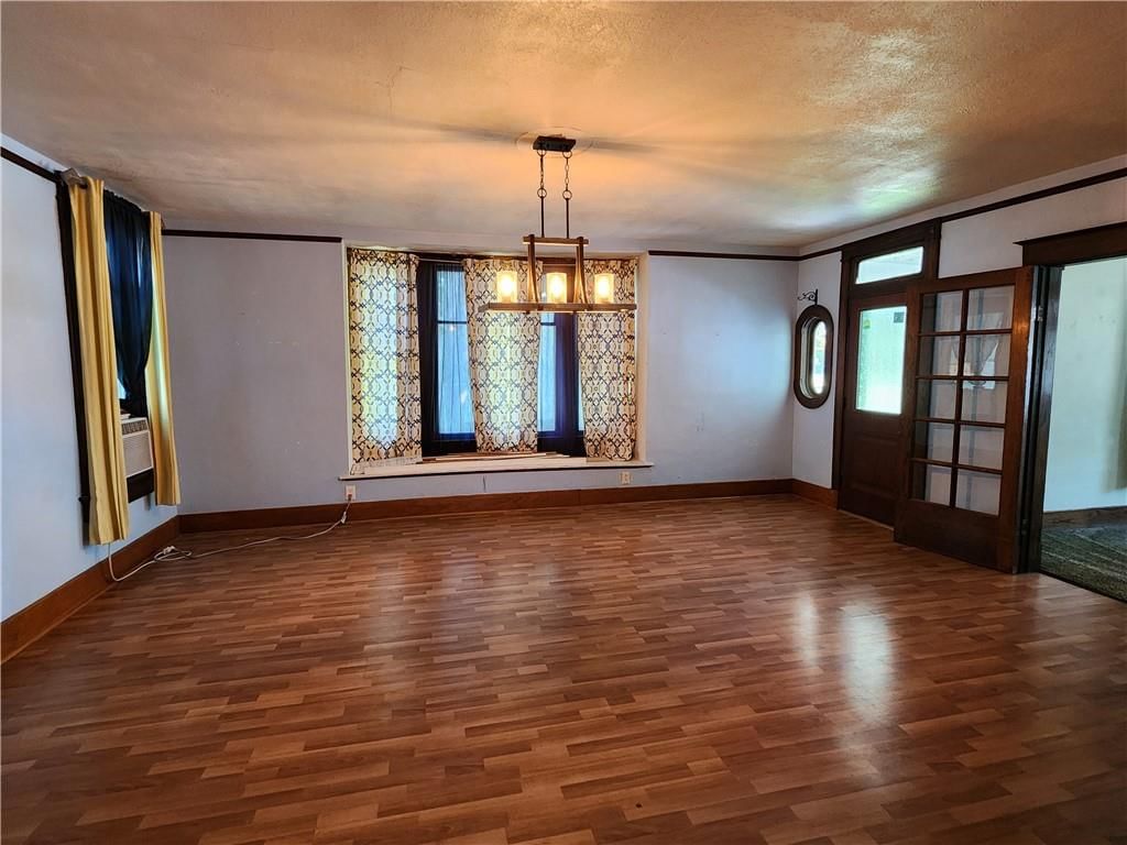 319 Richardson Street — photo 15