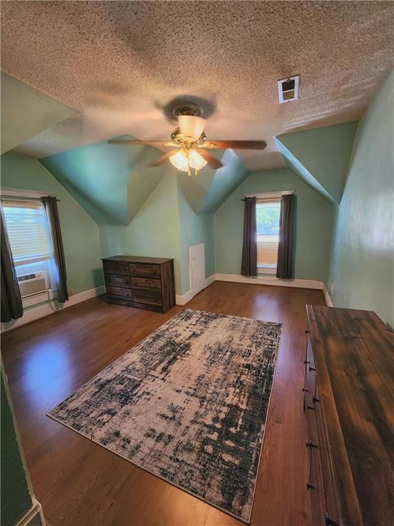 319 Richardson Street — photo 21