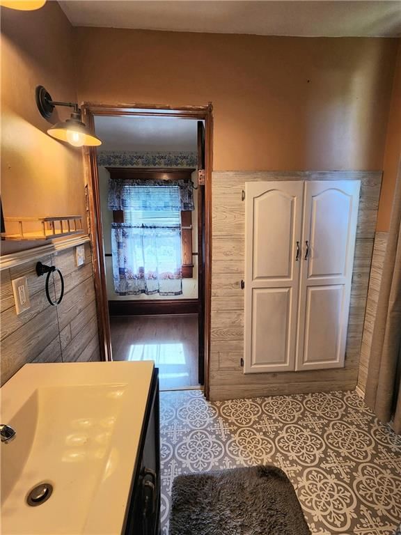 319 Richardson Street — photo 29