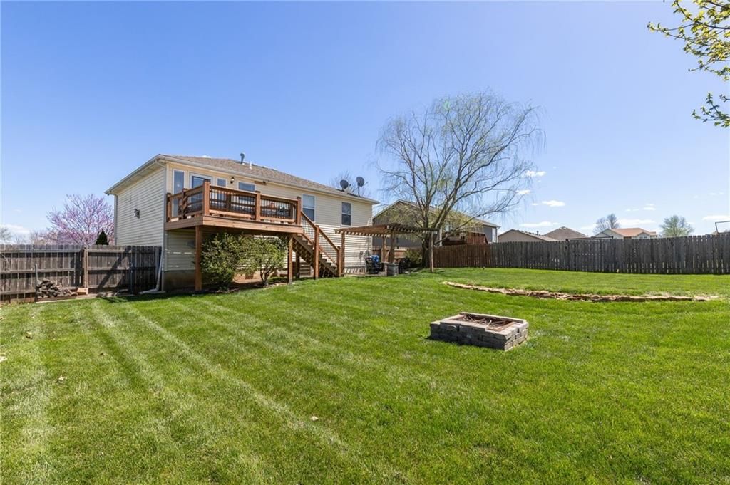 612 High Prairie Place — photo 32
