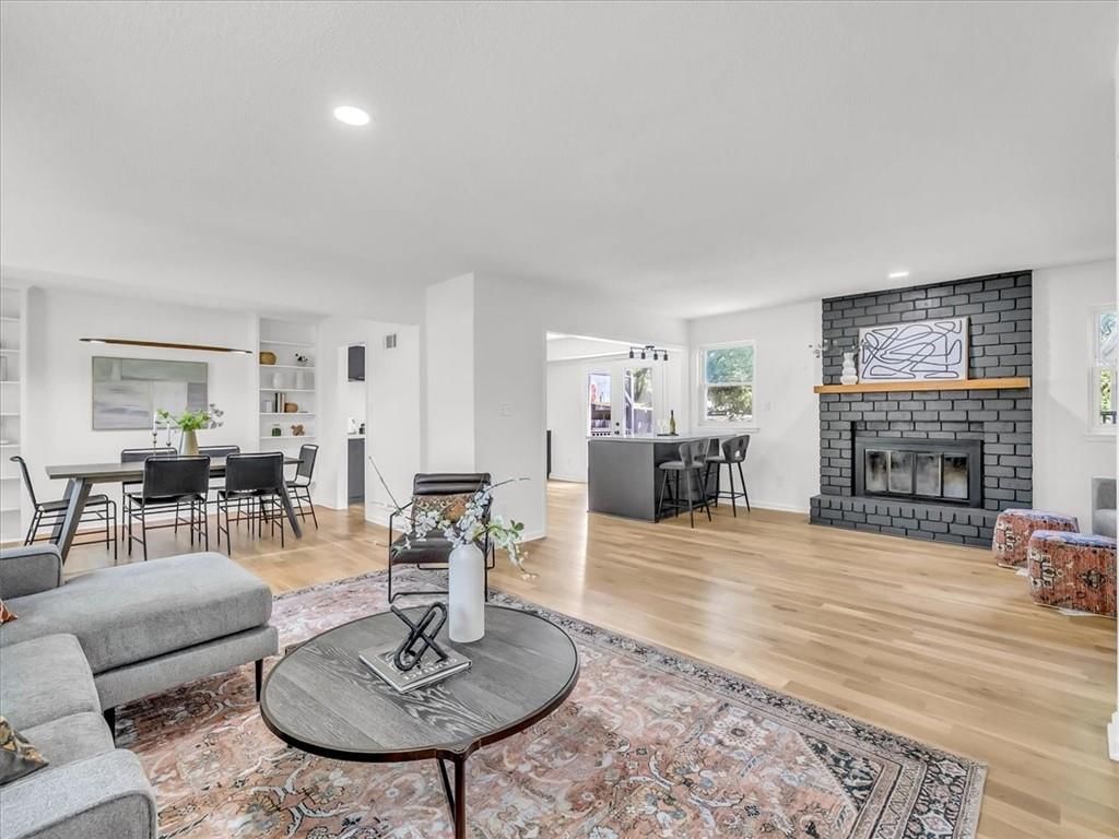 5903 NW Harris Drive — photo 5