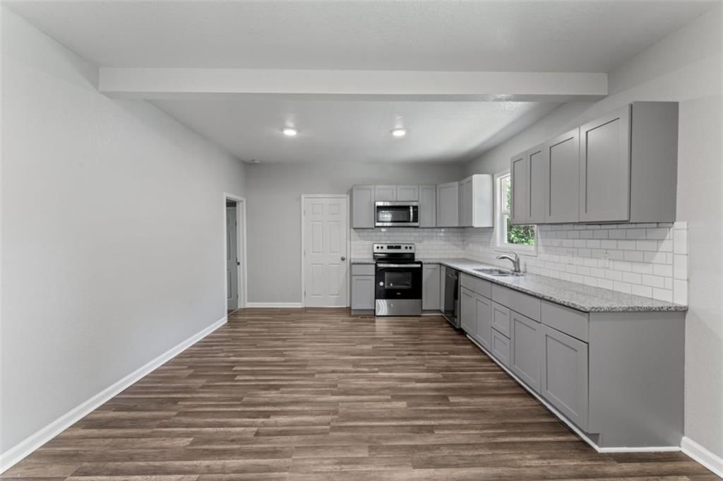 434 Walnut Street — photo 13