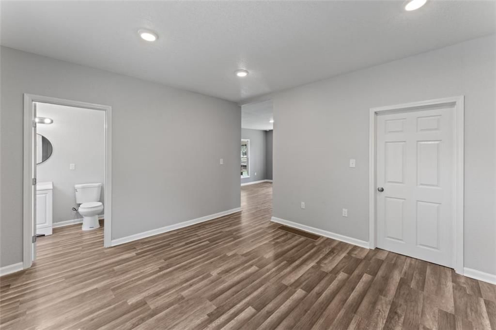 434 Walnut Street — photo 15