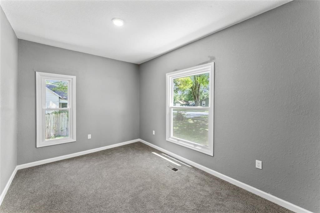 434 Walnut Street — photo 23