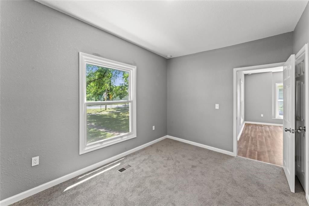 434 Walnut Street — photo 25