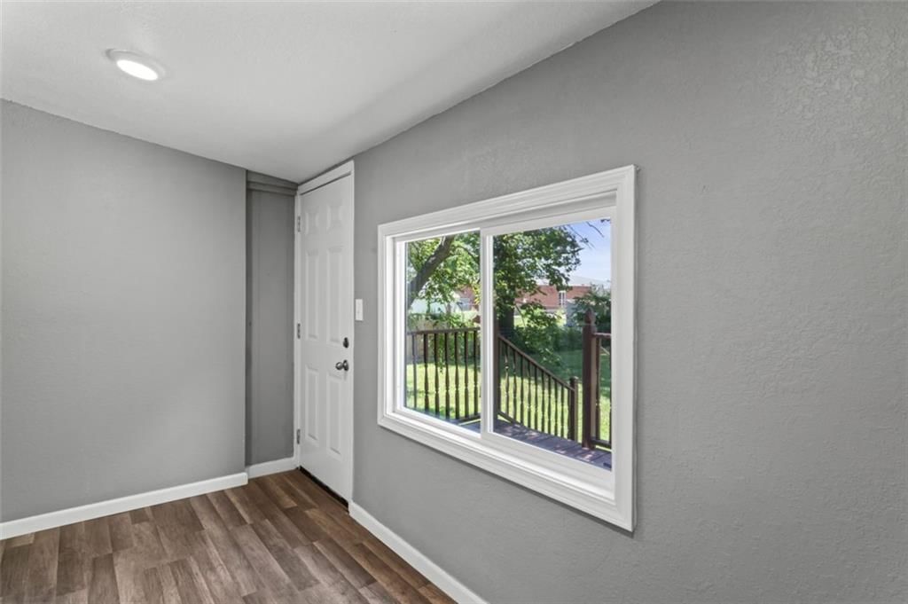 434 Walnut Street — photo 30