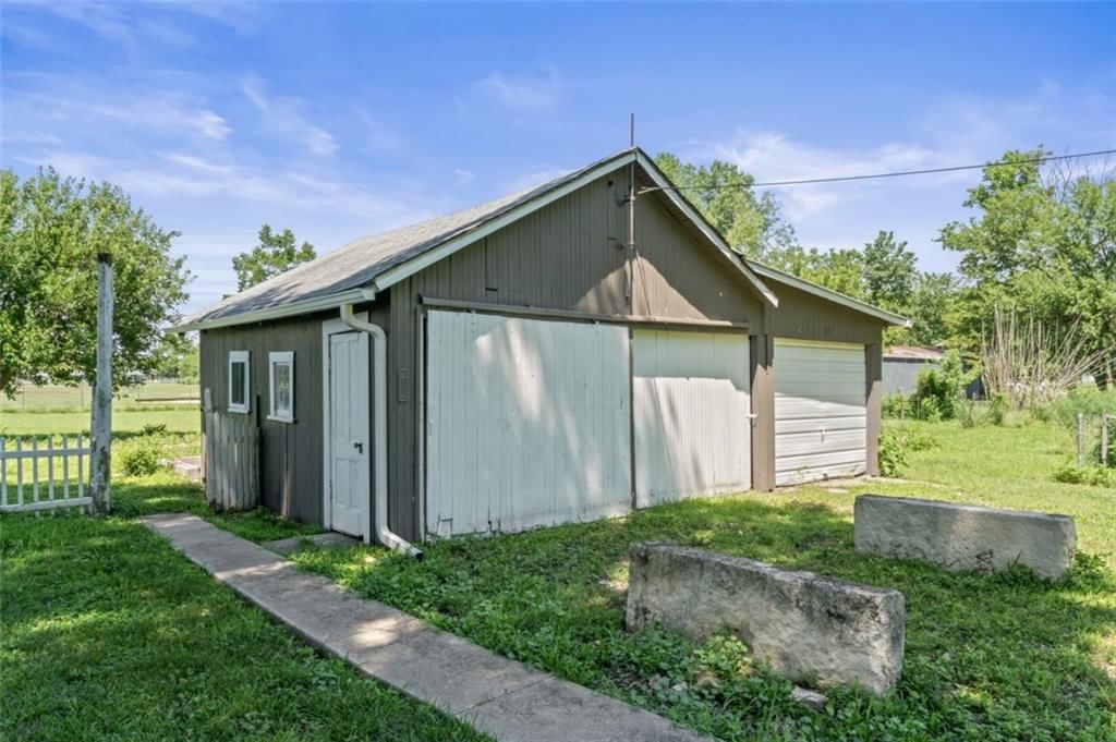 434 Walnut Street — photo 44