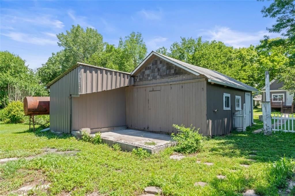 434 Walnut Street — photo 46