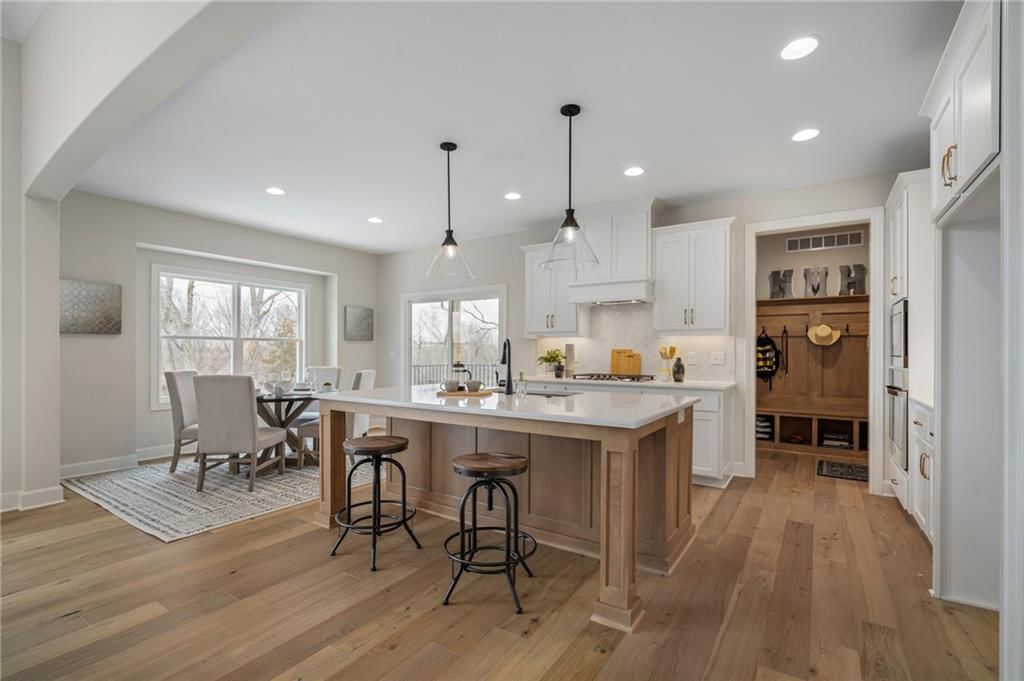24200 W 91st Terrace — photo 12