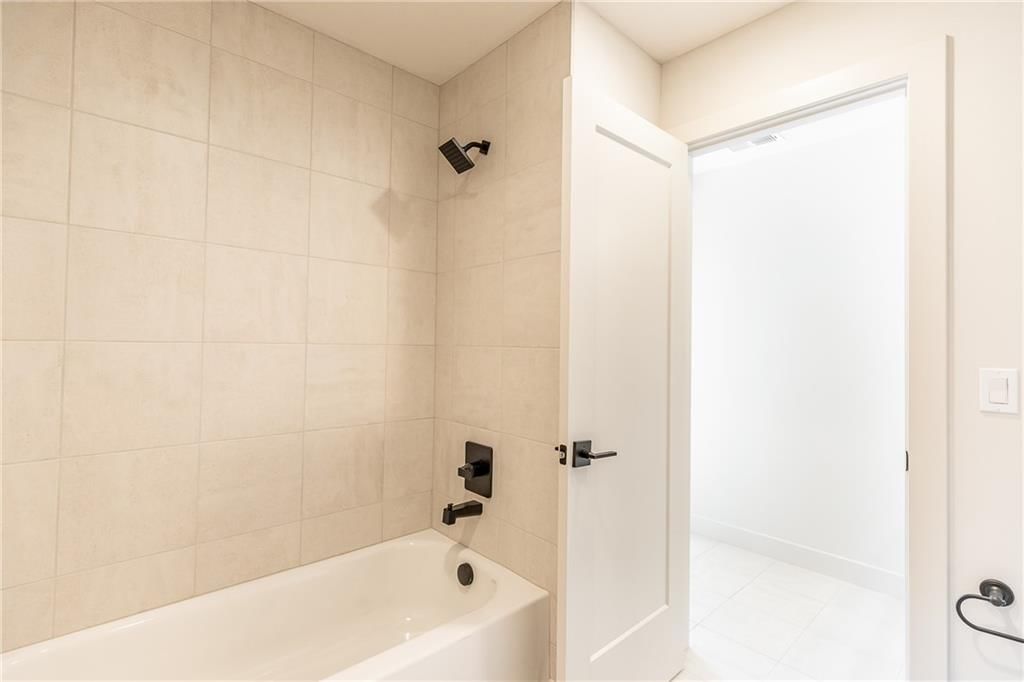 3717 W 187th Street — photo 41