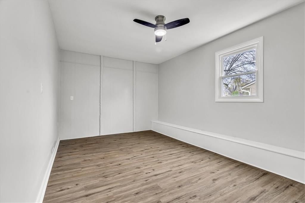 706 N 7 Highway — photo 11