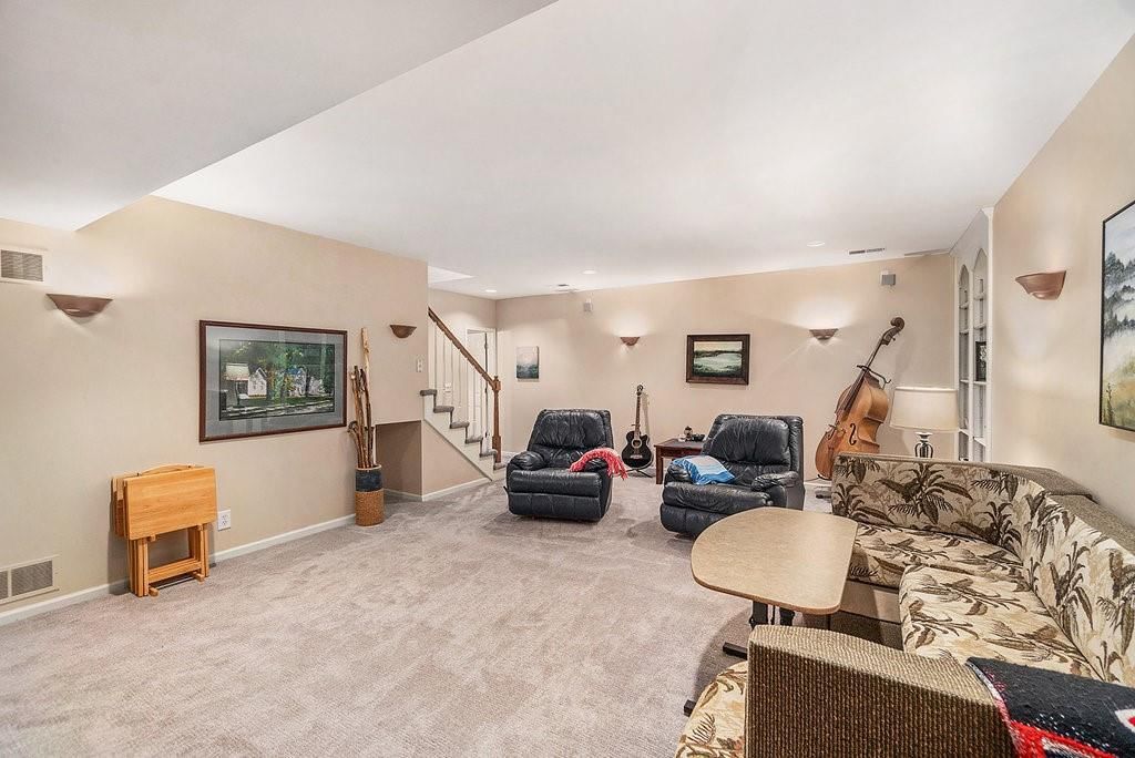 107 Raintree Lane — photo 29