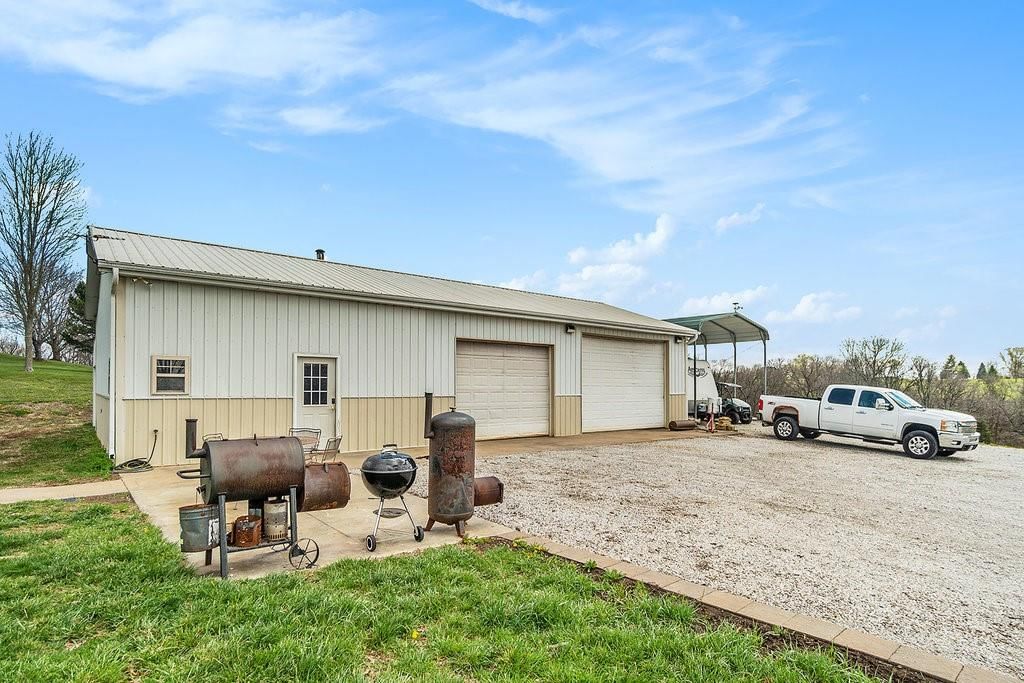 107 Raintree Lane — photo 45