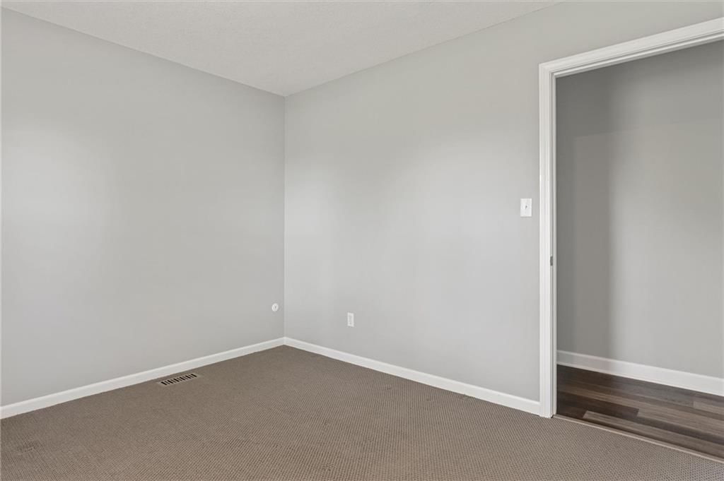 521 Oakridge Road — photo 38