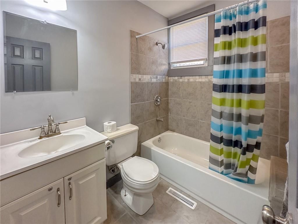 618 Park Avenue — photo 14
