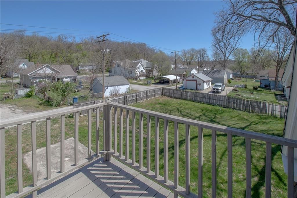 618 Park Avenue — photo 23