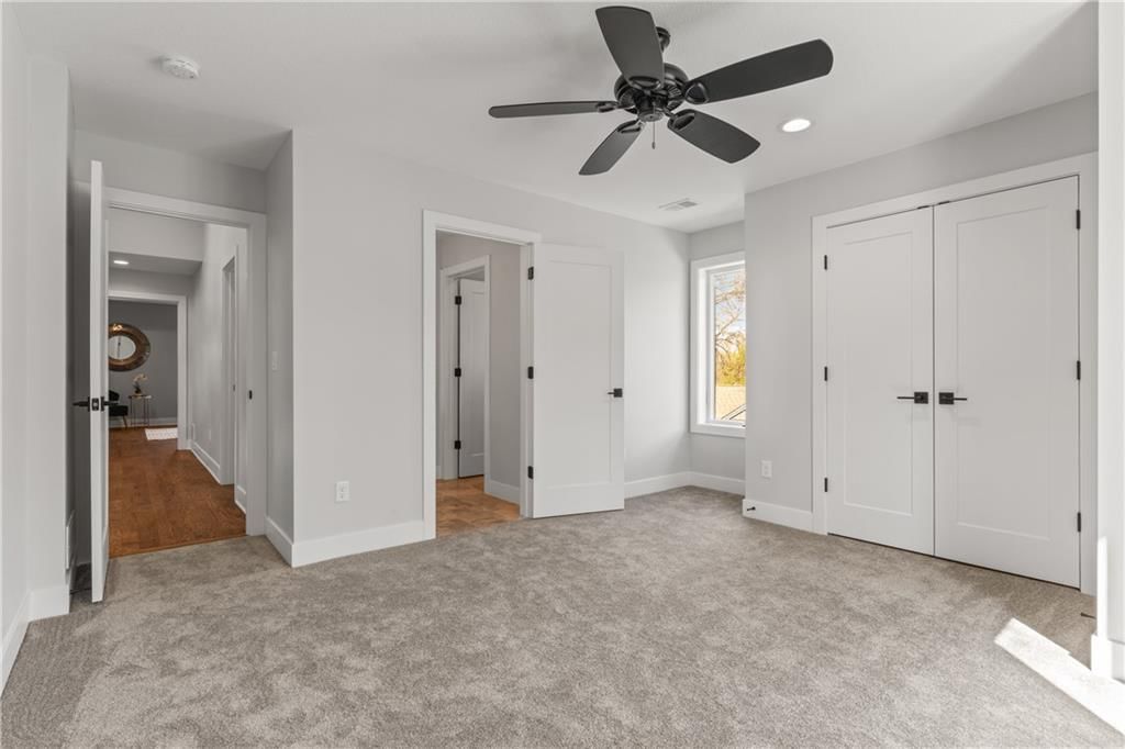 4612 W 59th Terrace — photo 35