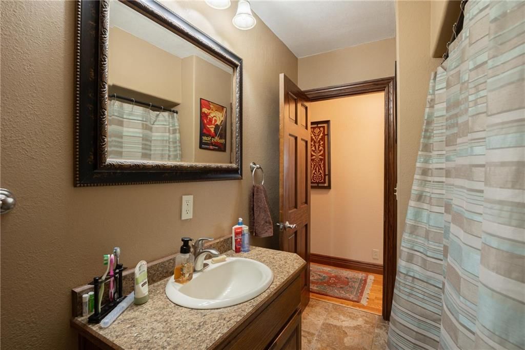 410 W Cleveland Street — photo 16