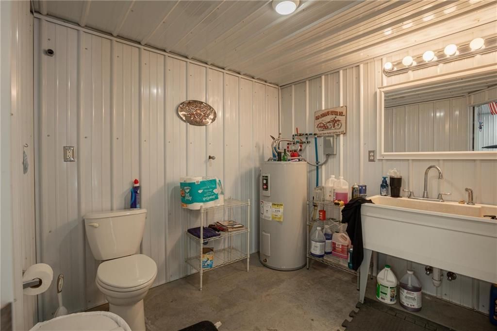 410 W Cleveland Street — photo 35