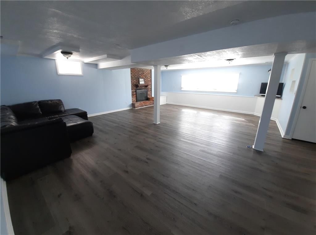 11017 Myrtle Avenue — photo 29