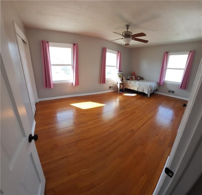 11017 Myrtle Avenue — photo 31