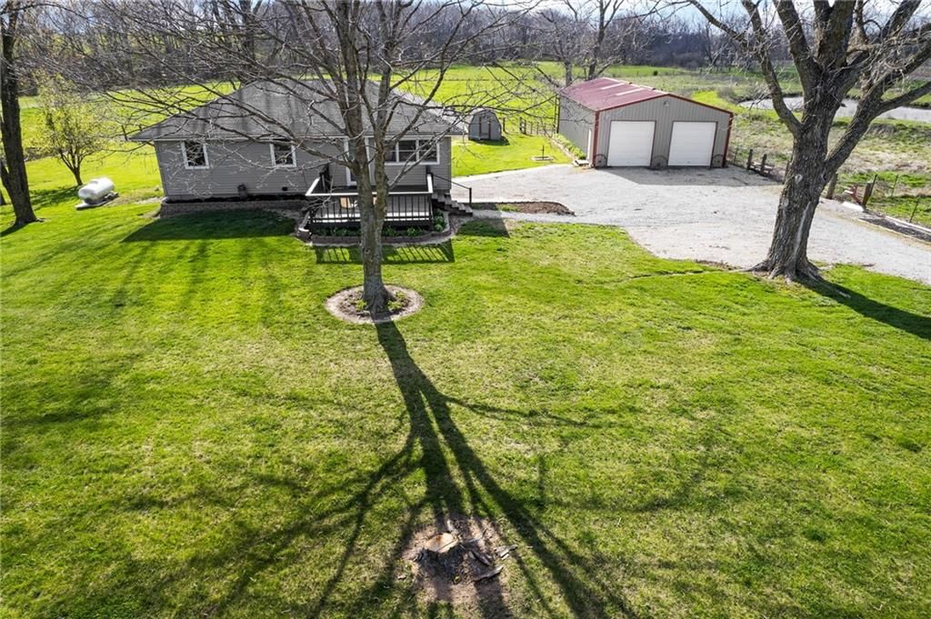 2992 SE 69 Highway — photo 47