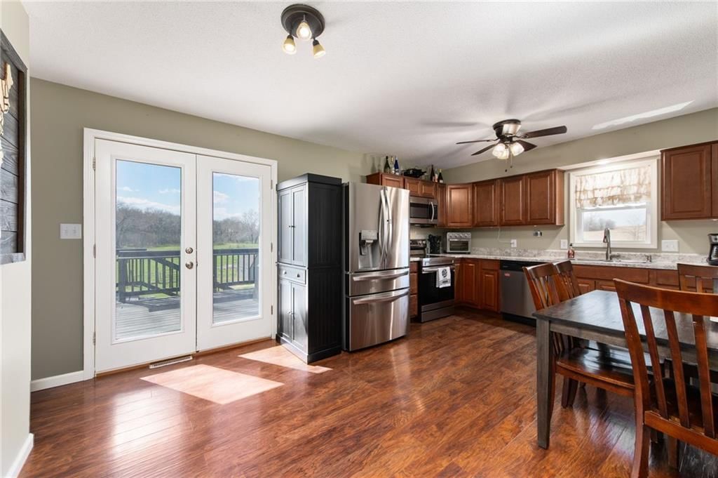 2992 SE 69 Highway — photo 8