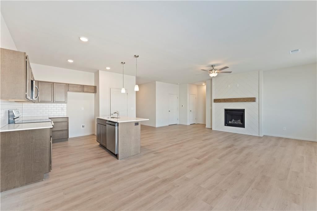3068 NW 96th Street — photo 9